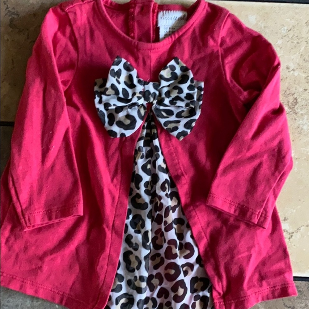 Maggie & Zoe Leopard Print Detailed Red Blouse Size 6-9m